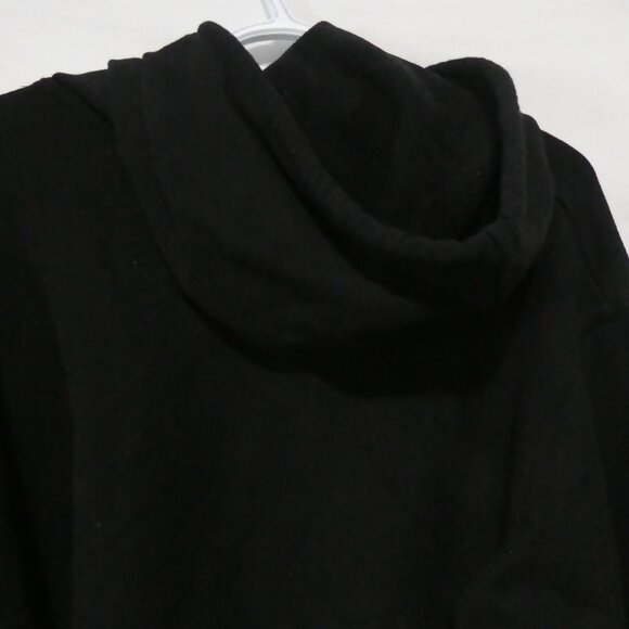 FASHION NOVA | 1X | Black Cropped Hoodie with Butterfly Graphic - Picture 11 of 15